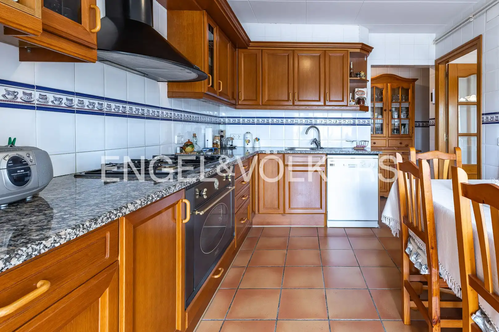 Kitchen of Houses for sale in Sant Cebrià de Vallalta  with Heating, Private garden and Balcony