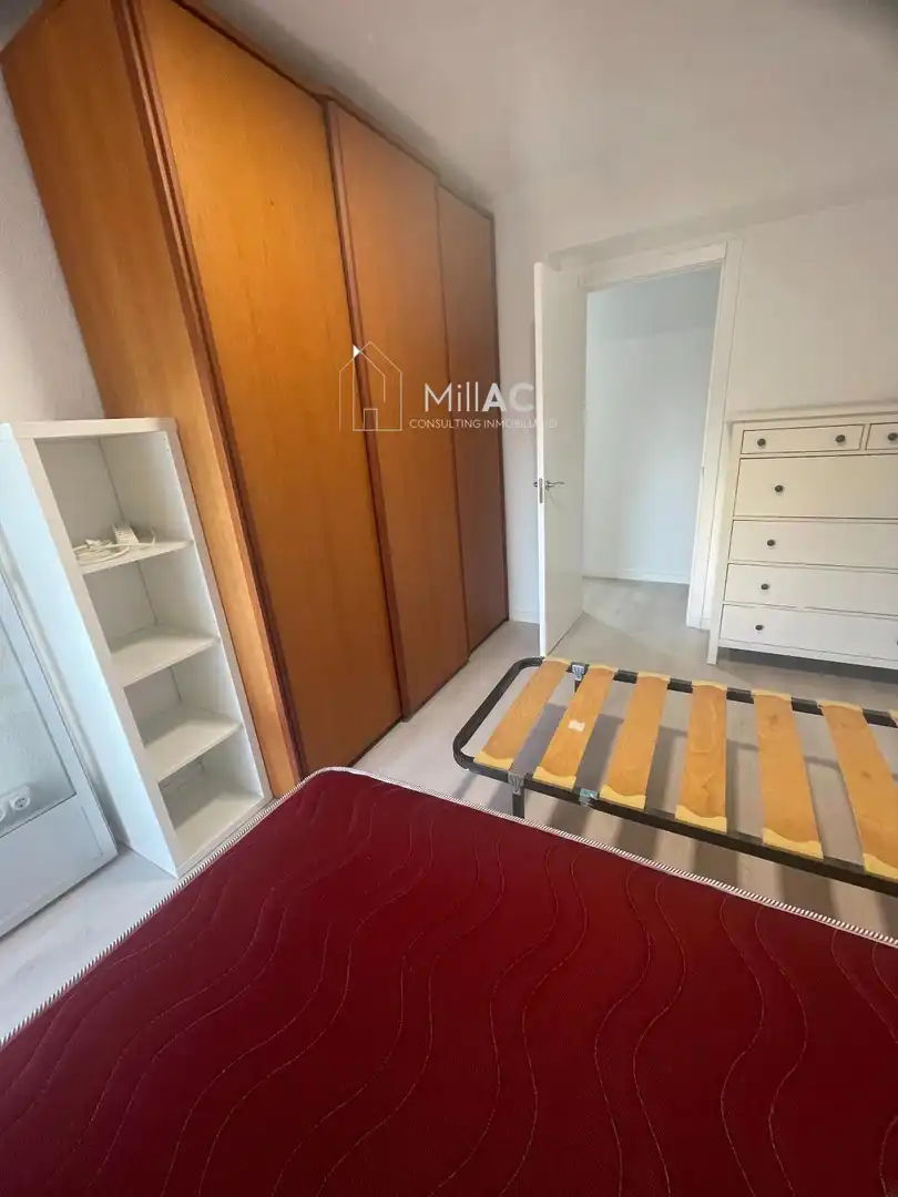 Habitación de Piso de alquiler en Madrid con Terraza y Amueblado