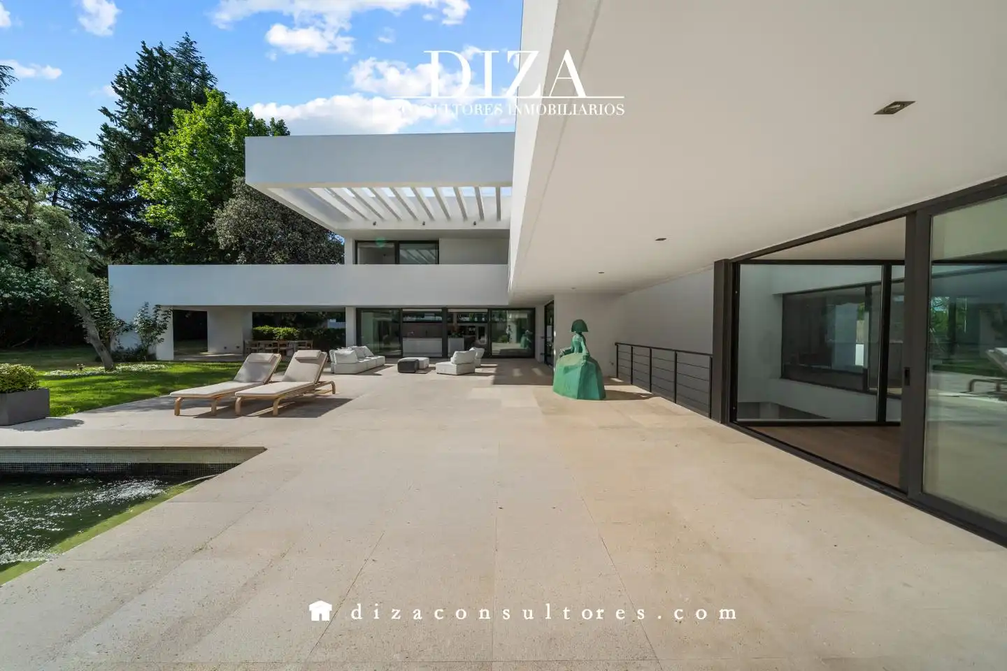 Jardín de Casa o chalet en venta en Madrid