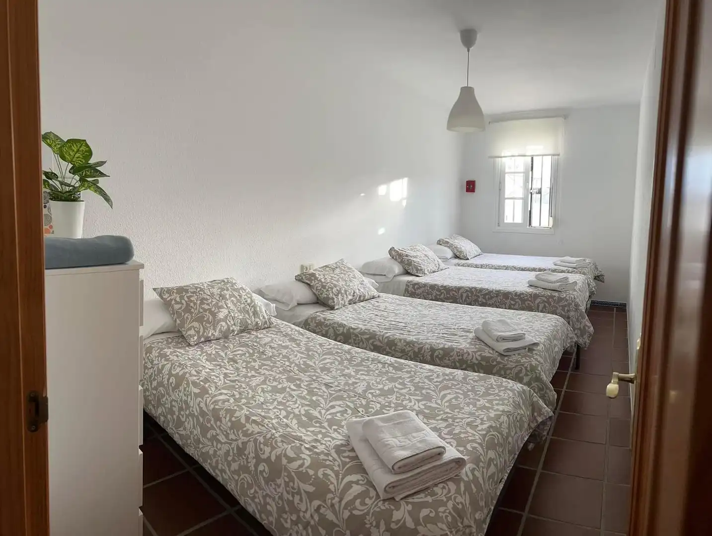 Habitación de Apartamento en venta en Benaocaz con Amueblado
