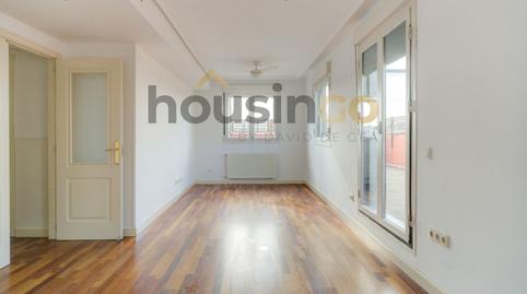 Foto 4 de Ático de alquiler en Ana de Austria, Sanchinarro, Madrid