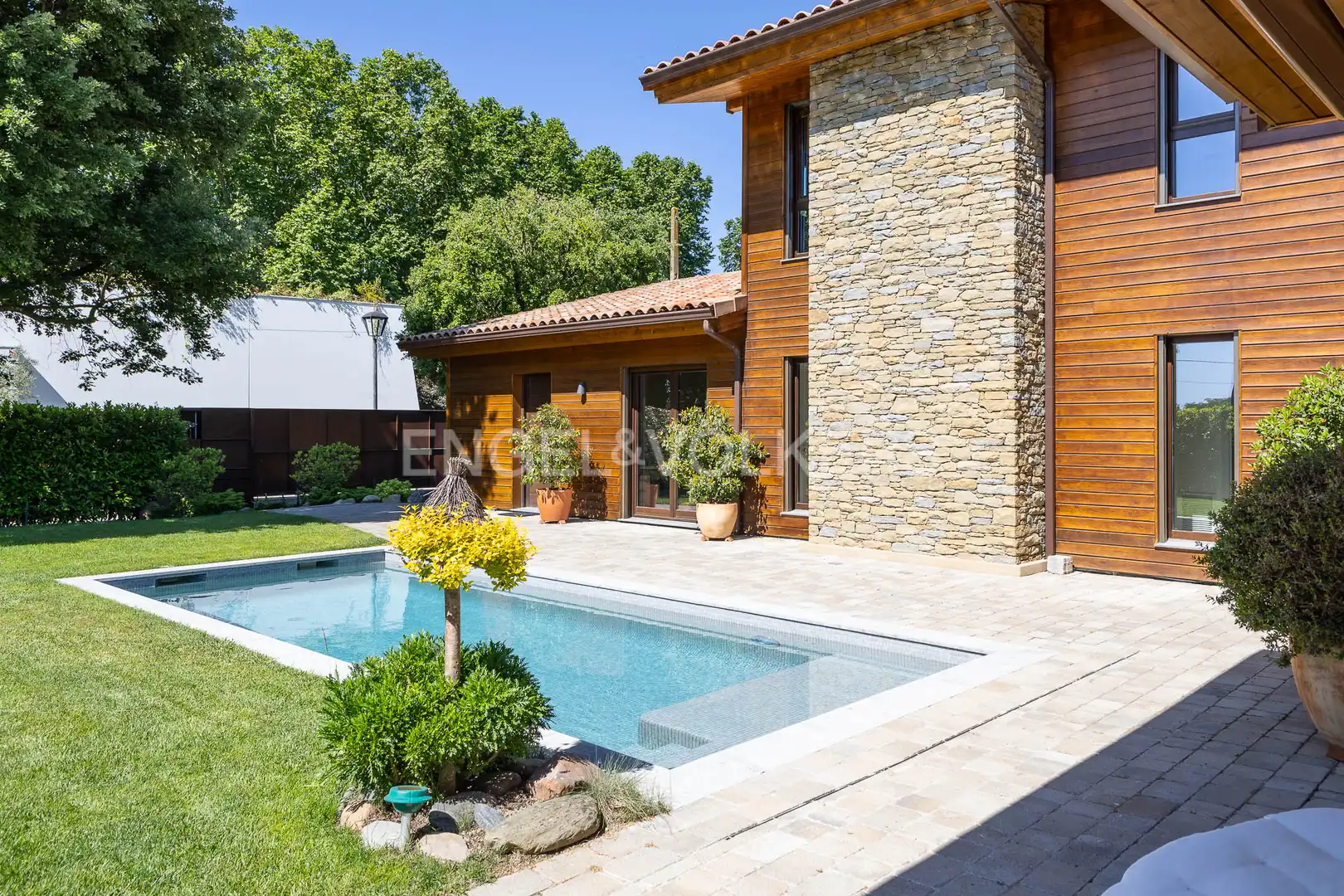 Vista exterior de Casa o xalet en venda en Sant Esteve de Palautordera amb Aire condicionat, Calefacció i Jardí privat