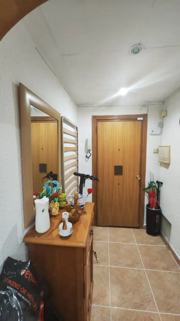 Flat for sale in Zaragoza  with Furnished