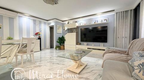 Foto 4 de Piso en venta en La Mina, Sant Adrià de Besòs