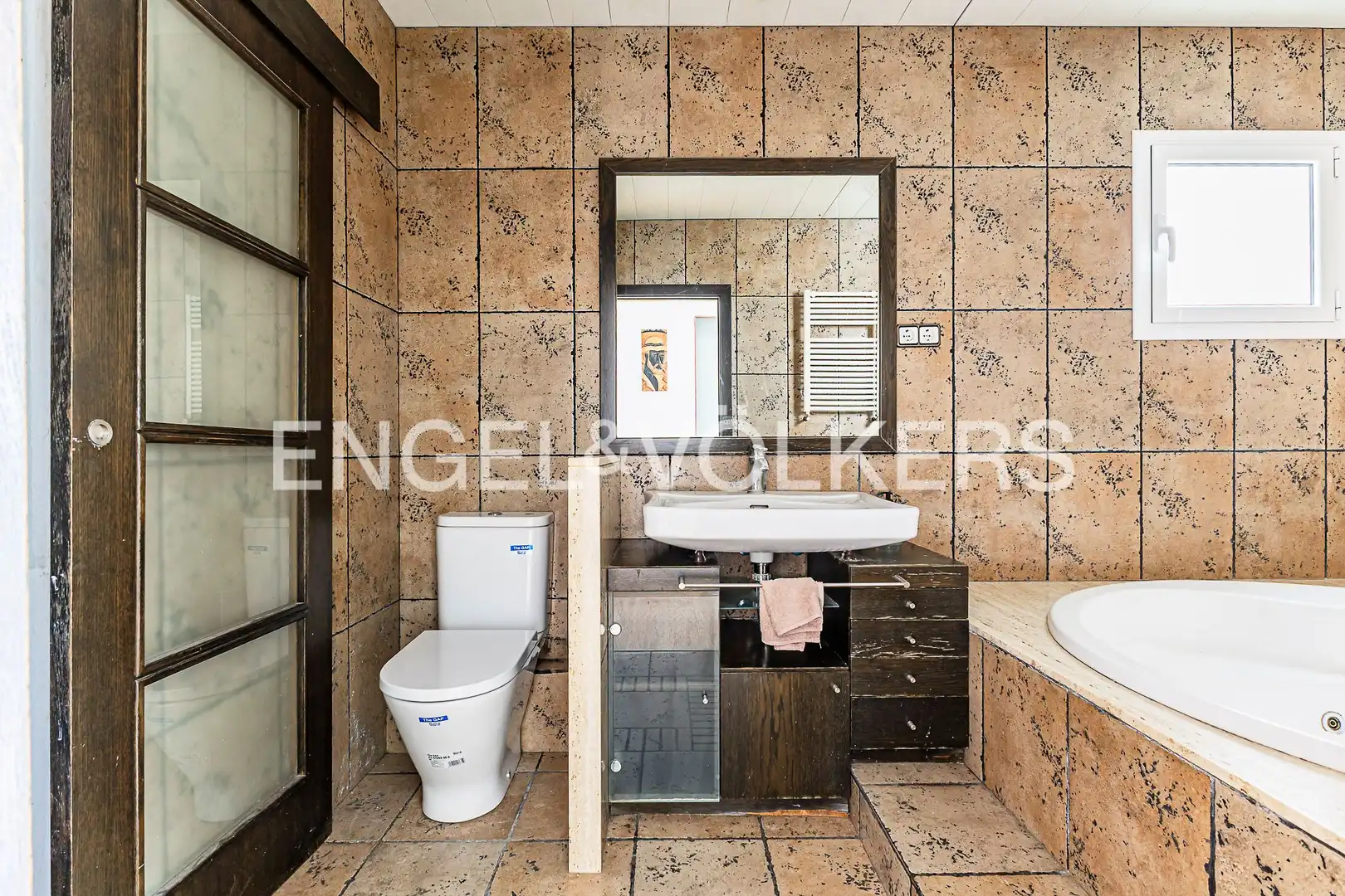 Badezimmer von Dachboden zum Verkauf in Barcelona mit Heizung, Parkett und Terrasse