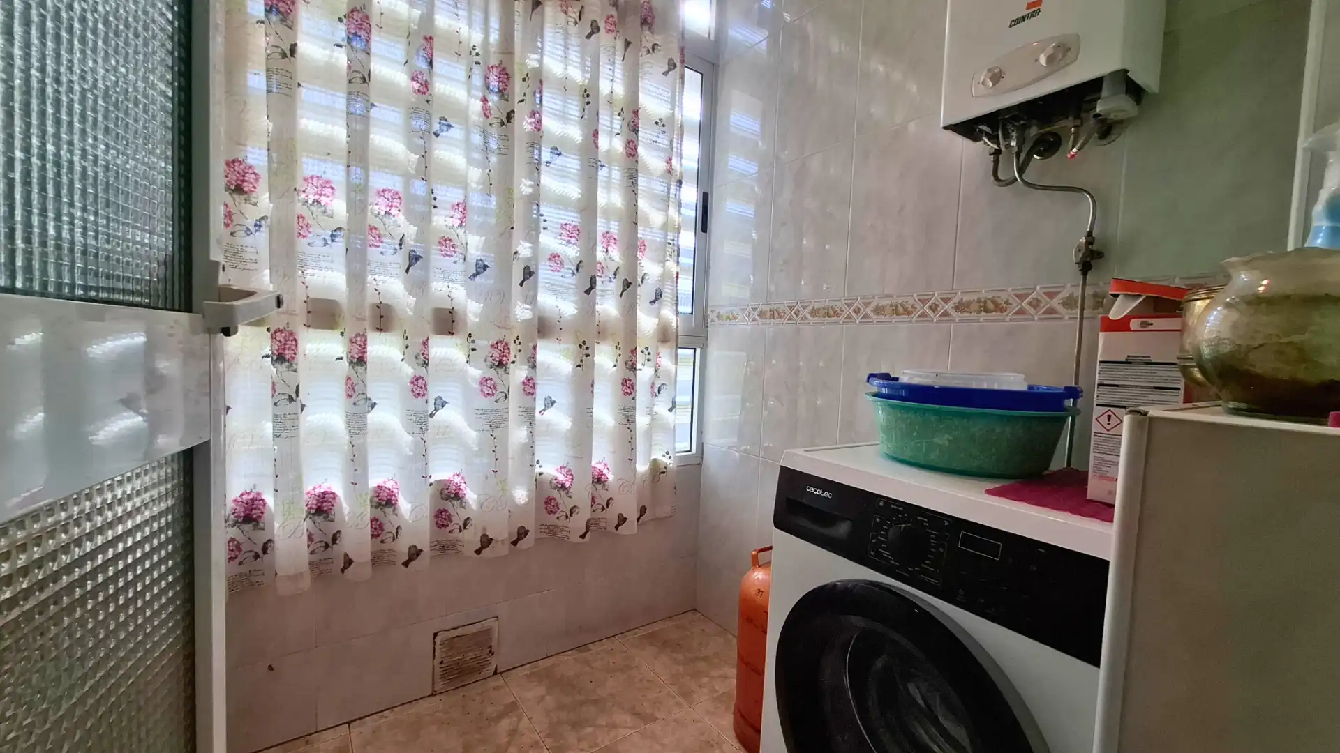 Cuina de Pis en venda en Córdoba amb Moblat i Balcó