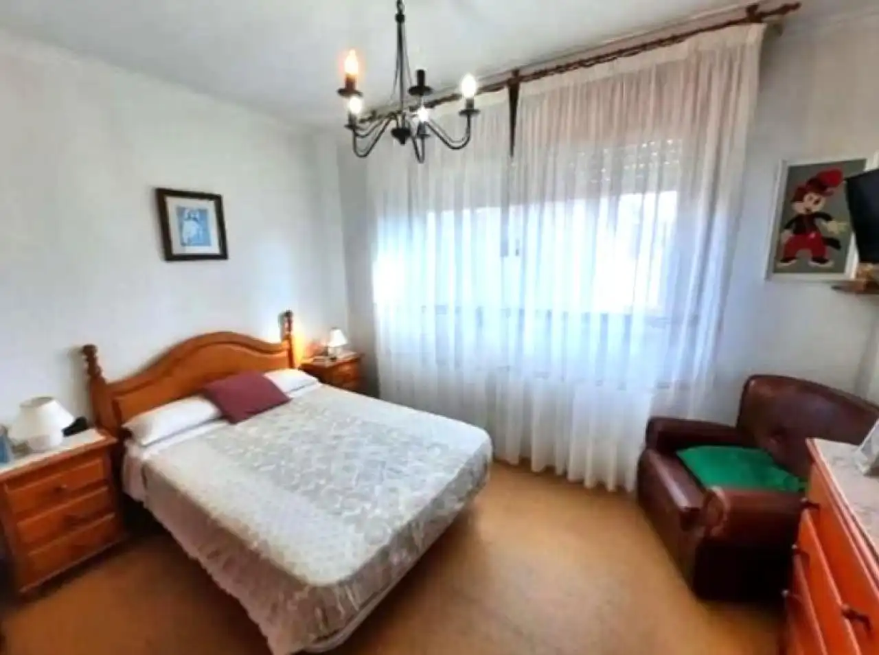 Habitación de Casa o chalet en venta en Vigo  con Calefacción y Amueblado