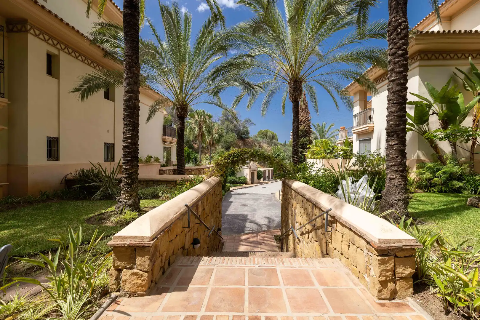Wohnung zum Verkauf in Marbella mit Klimaanlage, Heizung und Terrasse