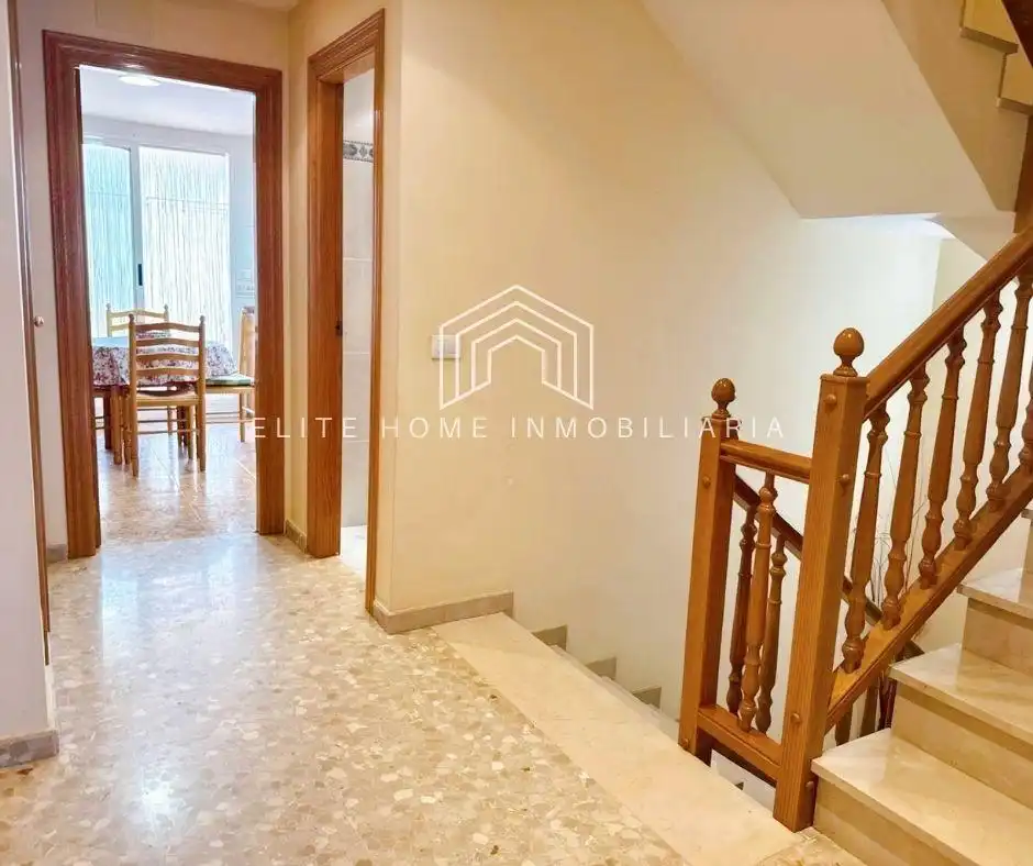 Detached homes for rent in Estación - Universidad