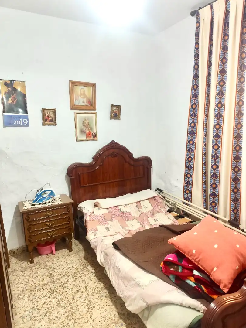 Habitación de Casa adosada en venta en Alcaudete con Terraza y Amueblado