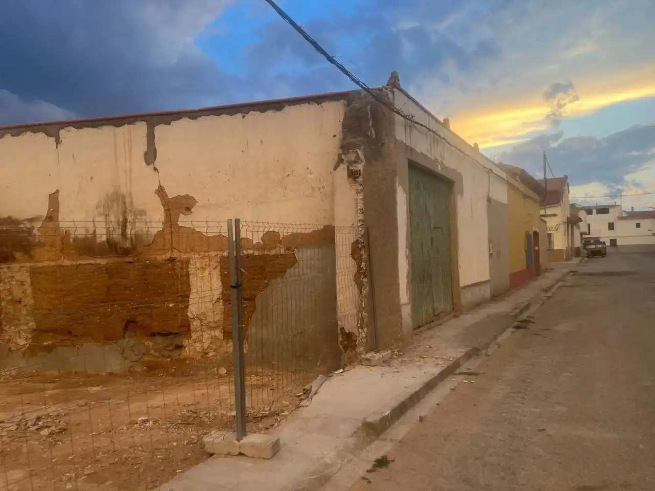 Exterior view of Land for sale in Madrigueras, Albacete