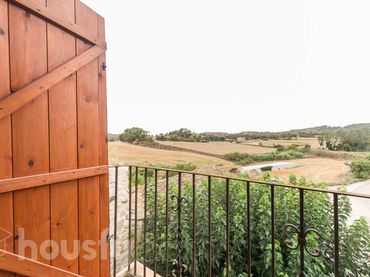 Maison avec balcon à vendre à DS CAL BORDES, .