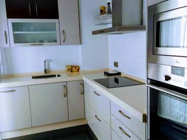 Appartement avec ascenseur à louer à Avenida del Gran Capitán 45