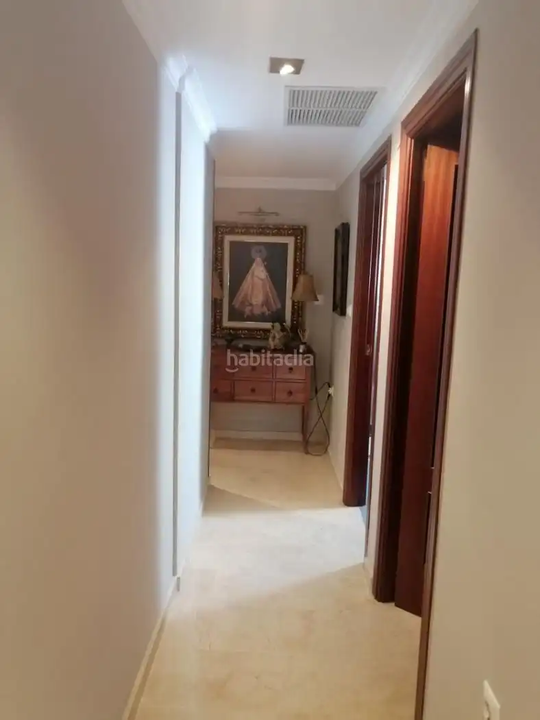 Piso con piscina en venta en Calle Alfonso X el Sabio 2, imagen 2
