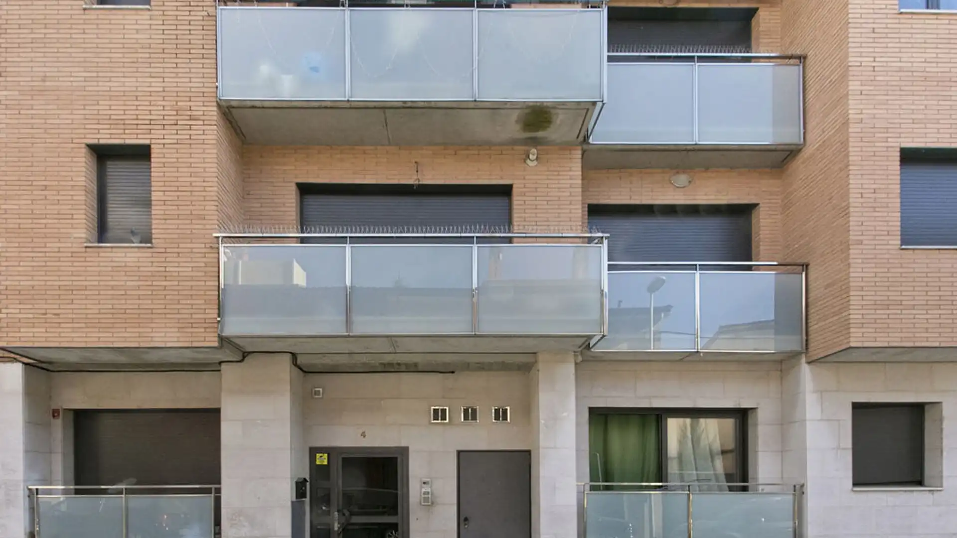 Vista exterior de Piso en venta en Manlleu con Calefacción