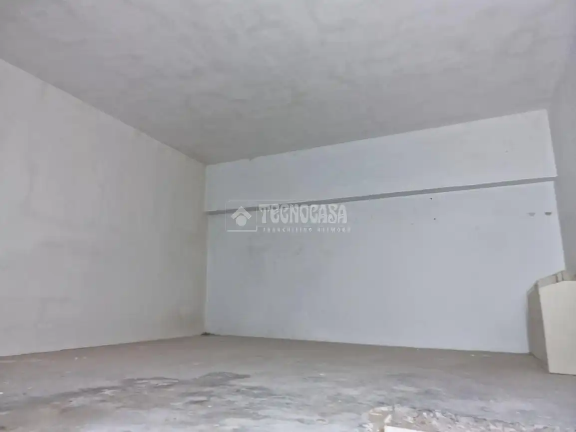Local en venta en Huesca