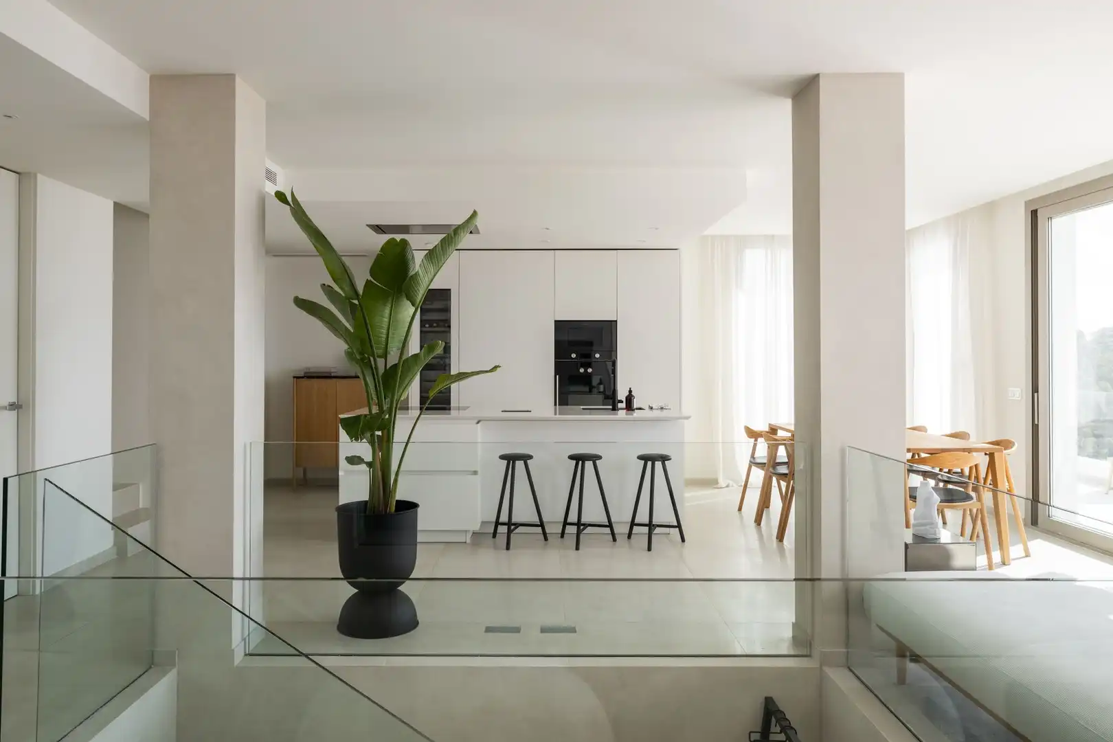 Küche von Dachboden zum Verkauf in Marbella mit Terrasse und Balkon
