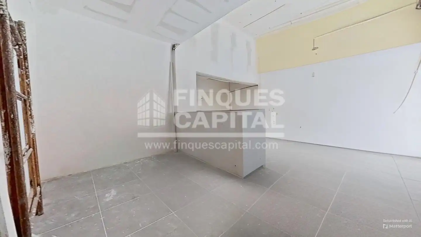 Local comercial en venda a Nou Eixample Sud