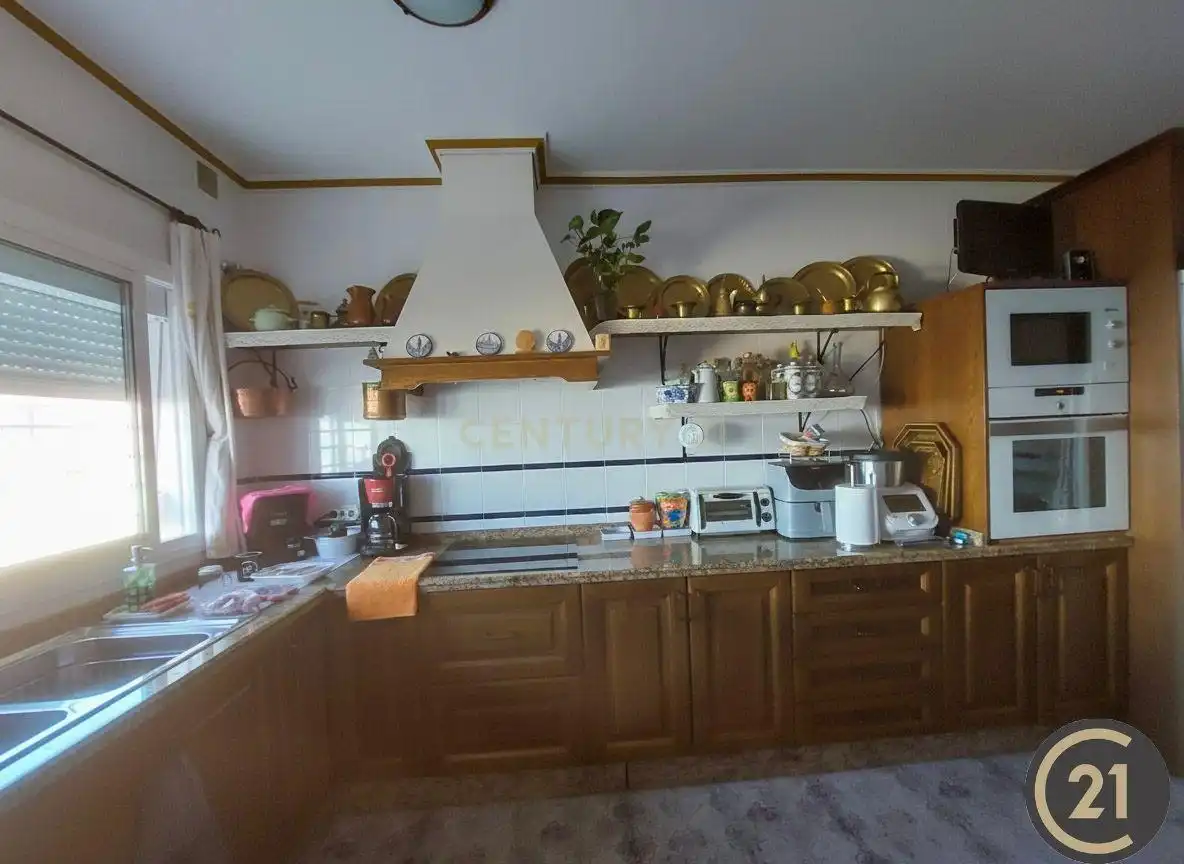 Cuina de Casa o xalet en venda en Espartinas amb Aire condicionat, Jardí privat i Traster