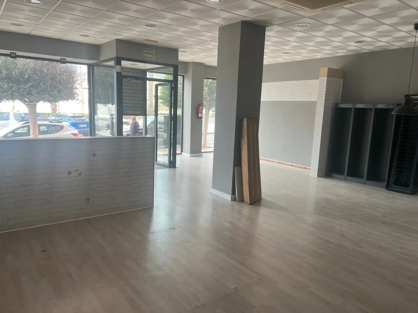 Local comercial en venda a Calle San Isidro Labrador, imagen 4