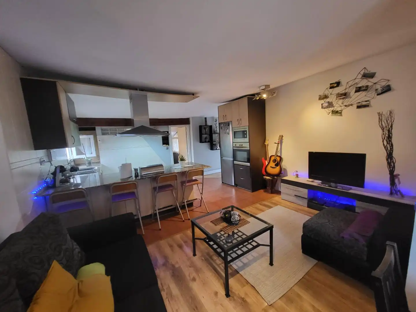 Living room of Flat for sale in Bilbao   with Heating and Terrace