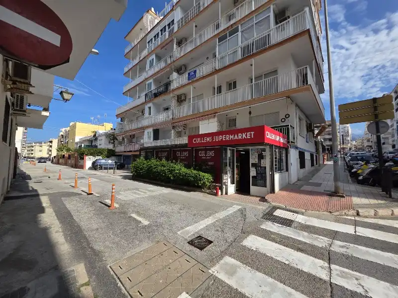 Local commercial à vendre à Calle Castilla Pérez 26, imagen 4