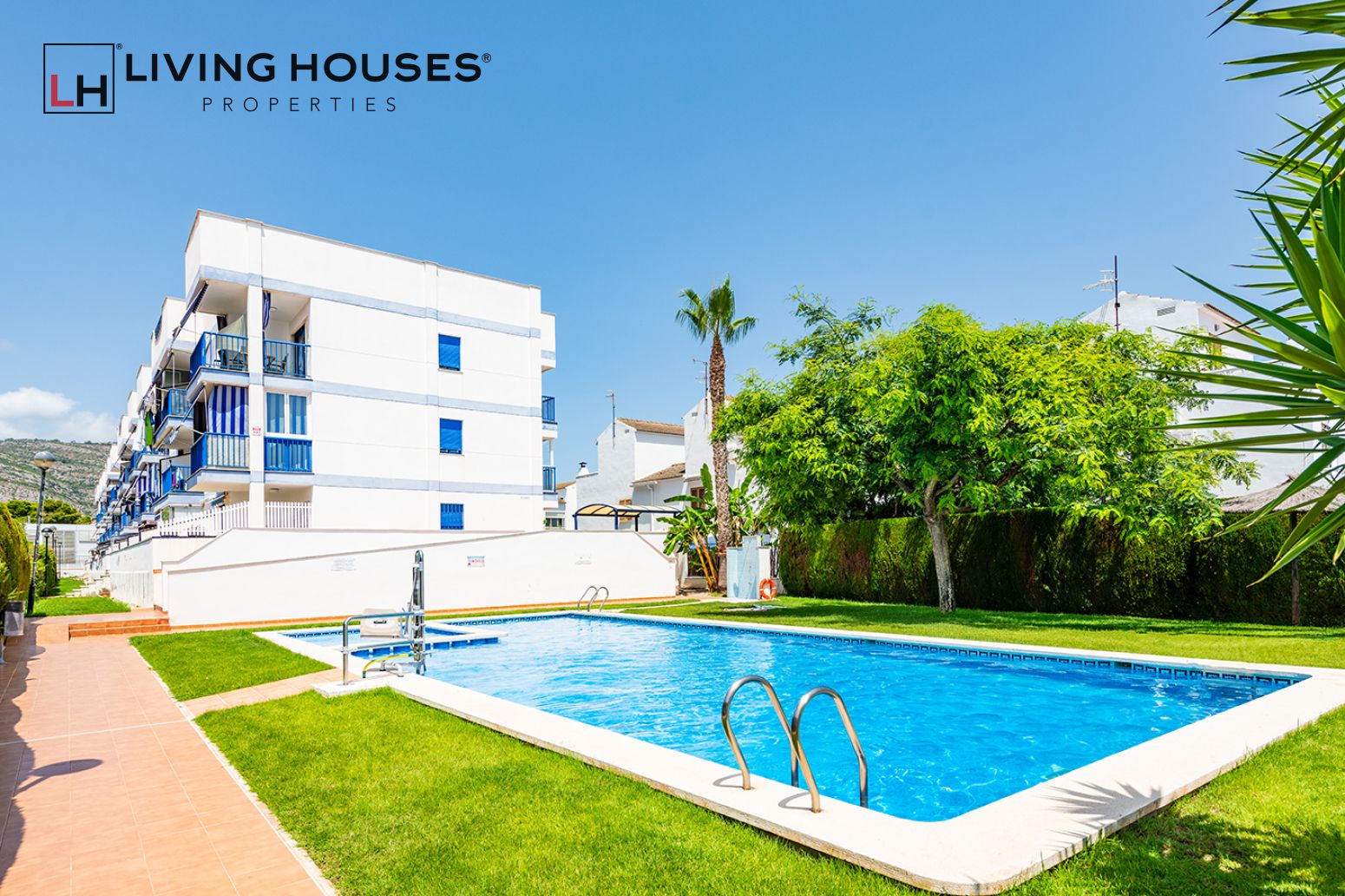 Exterior view of Flat for sale in Oropesa del Mar / Orpesa  with Air Conditioner, Heating and Private garden