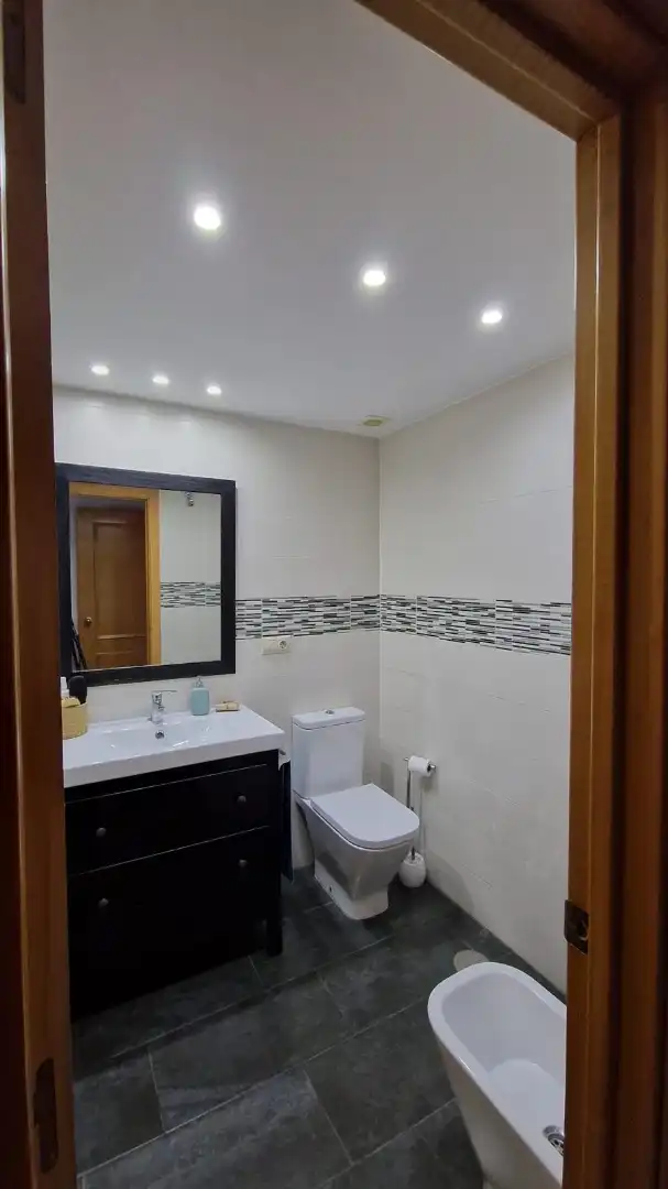 Bathroom of Flat for sale in Arroyo de la Miel 