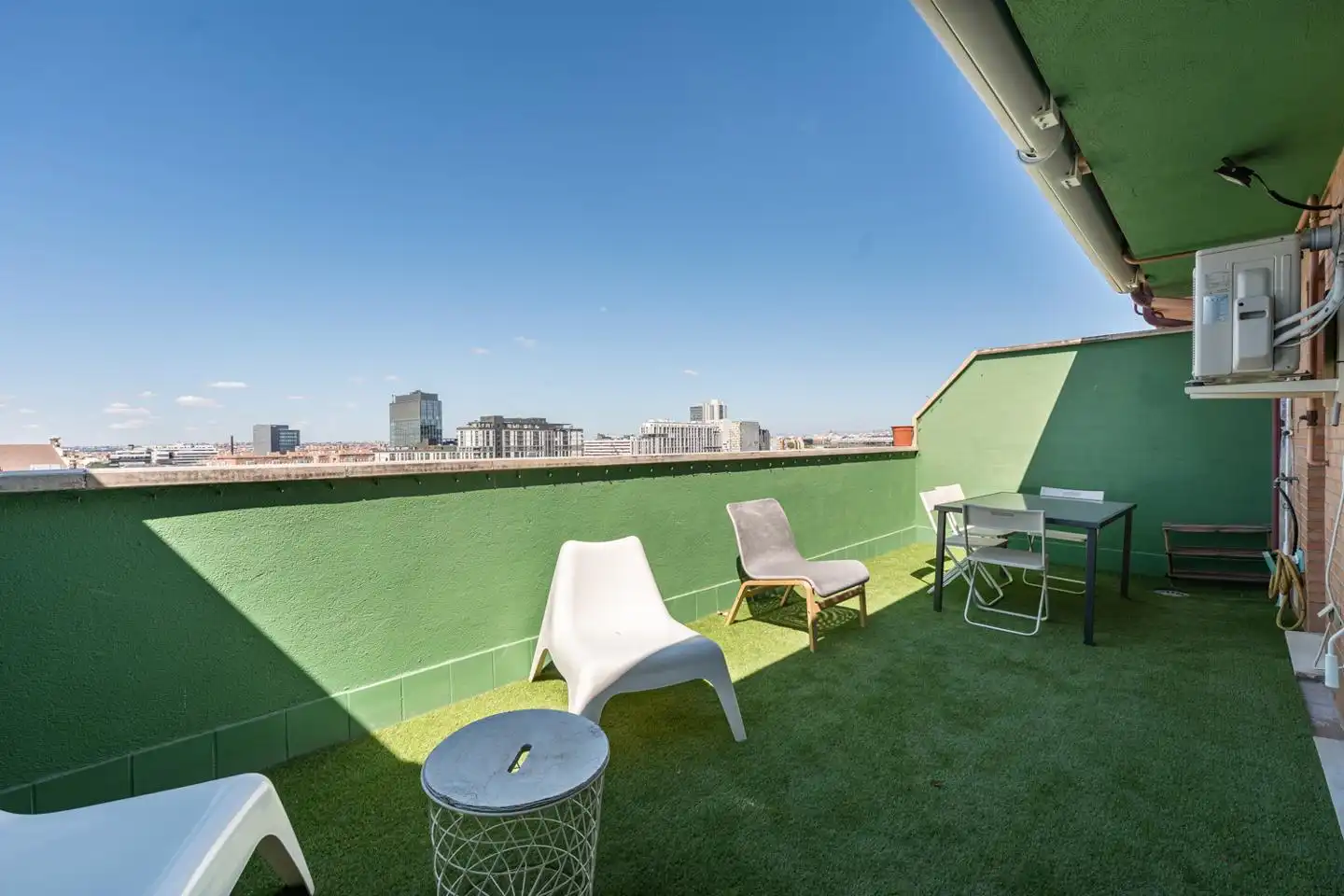 Terrace of Attic for rent in Madrid  with Air Conditioner, Heating and Parquet flooring