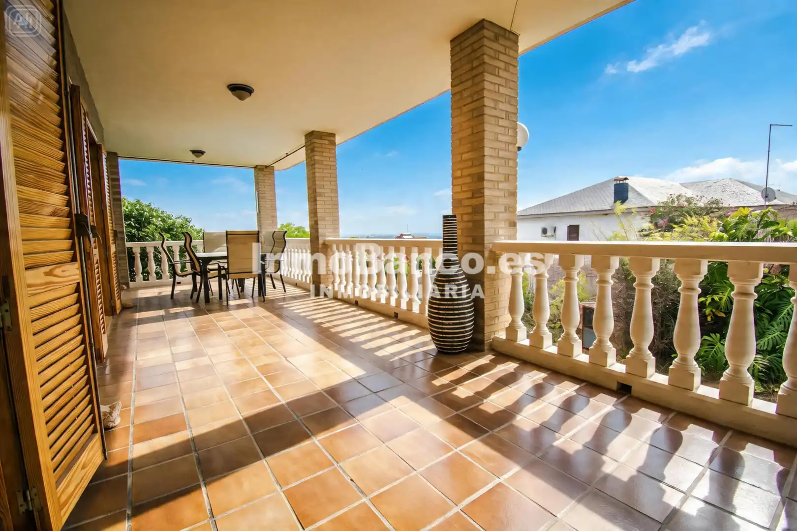 Terraza de Casa o chalet en venta en Chiva con Aire acondicionado, Calefacción y Jardín privado
