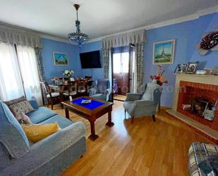 Living room of Flat for sale in Ronda  with Air Conditioner, Terrace and Balcony