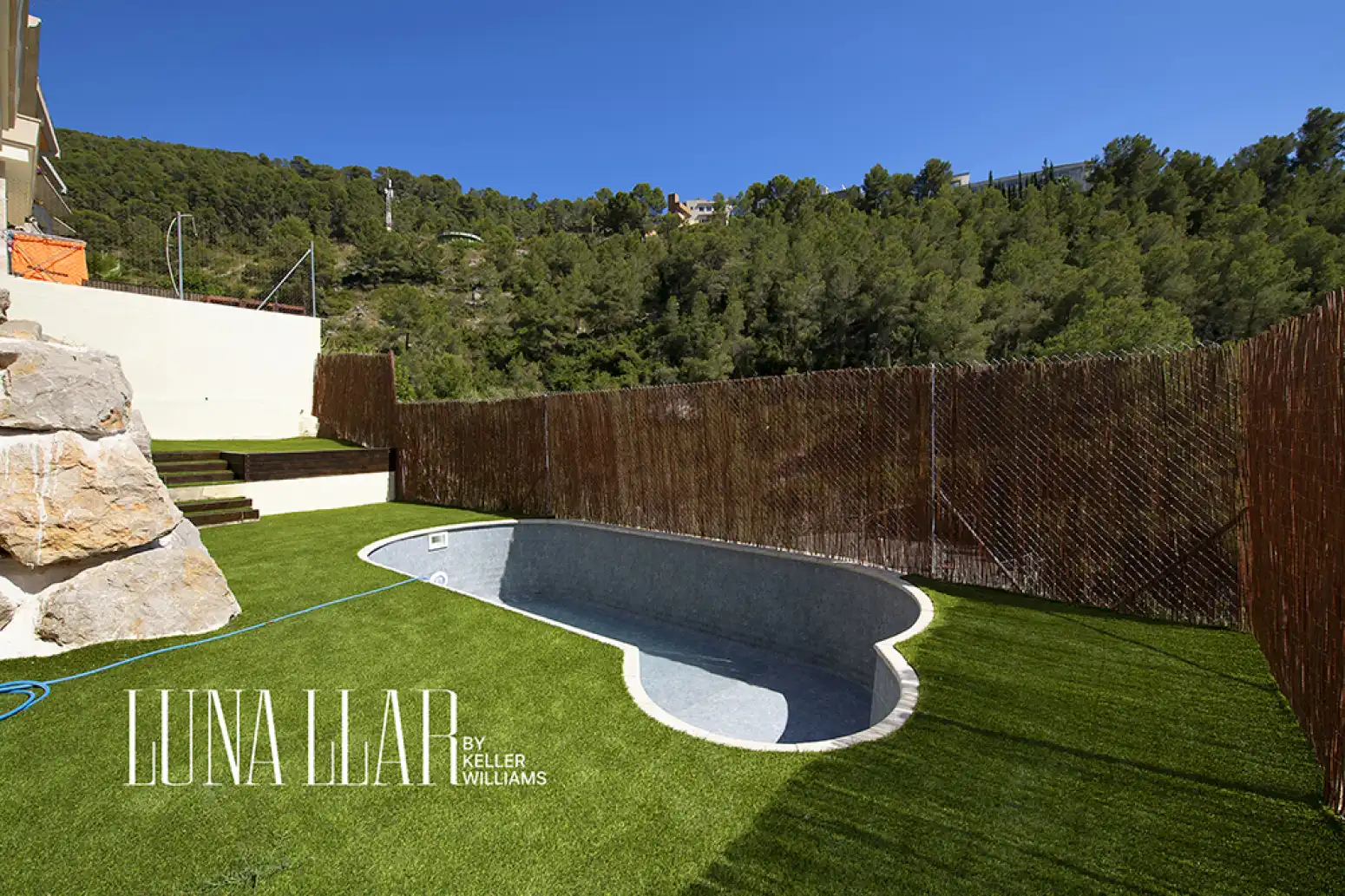Swimming pool of Houses for sale in Sitges  with Private garden and Balcony