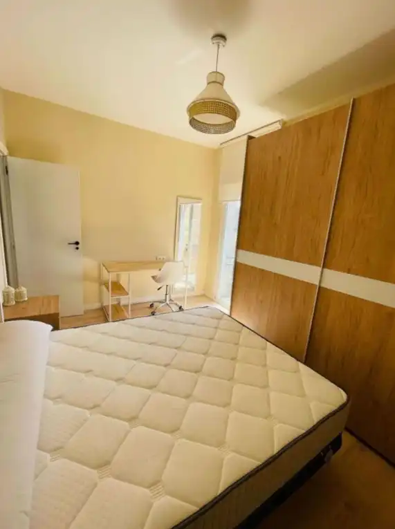 Bedroom of Flat for rent in Granada  with Air Conditioner, Furnished and Oven