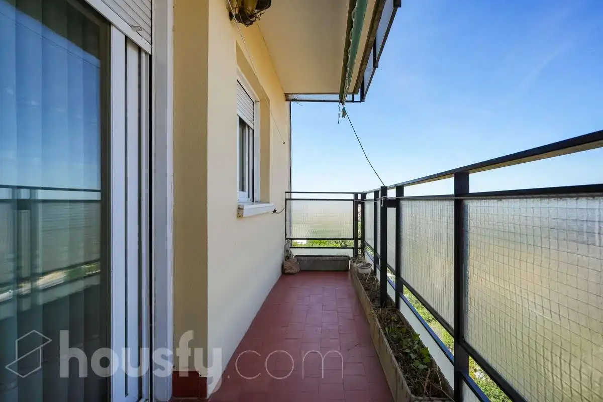 Balcony of Flat for sale in Madrid  with Heating, Terrace and Storage room