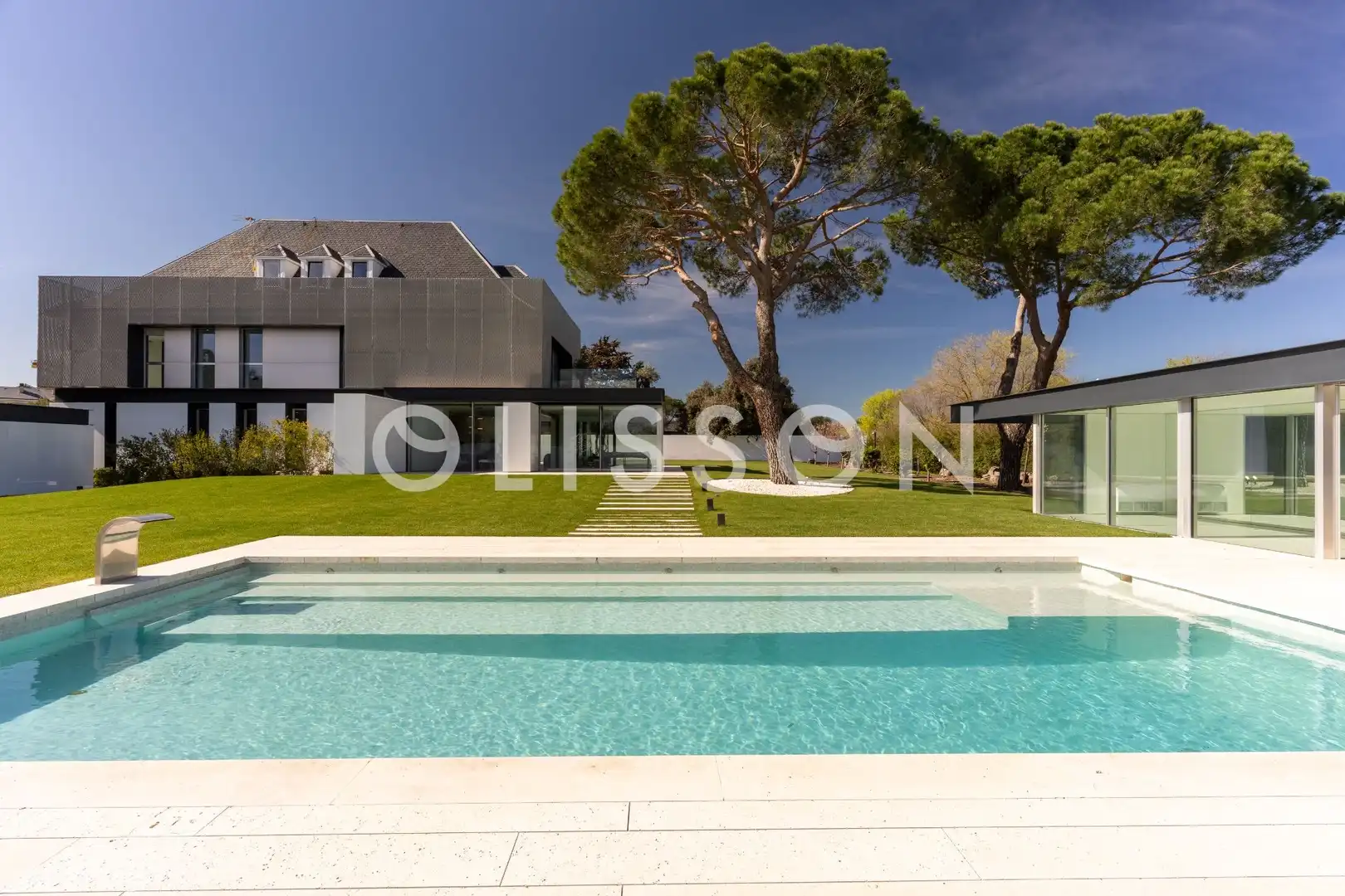 Casa amb piscina en venda a Prado de Somosaguas - La Finca