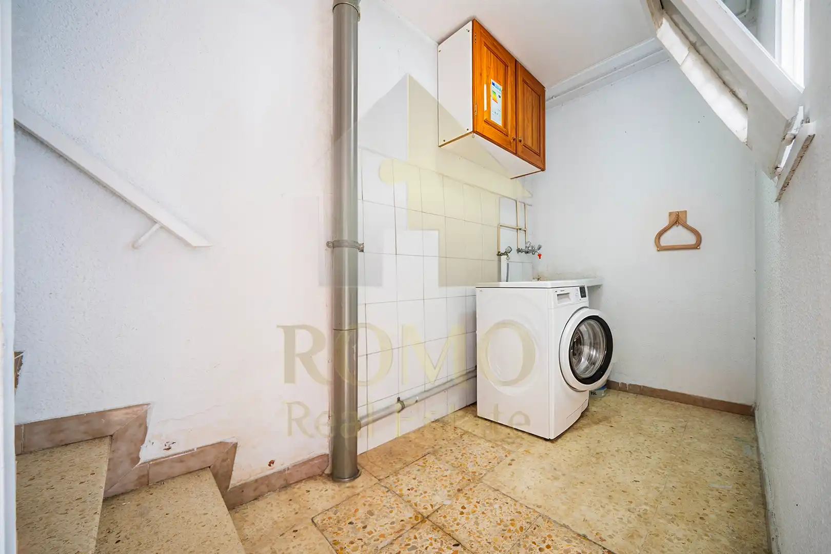 Vista exterior de Casa adosada en venta en Santa Perpètua de Mogoda con Balcón