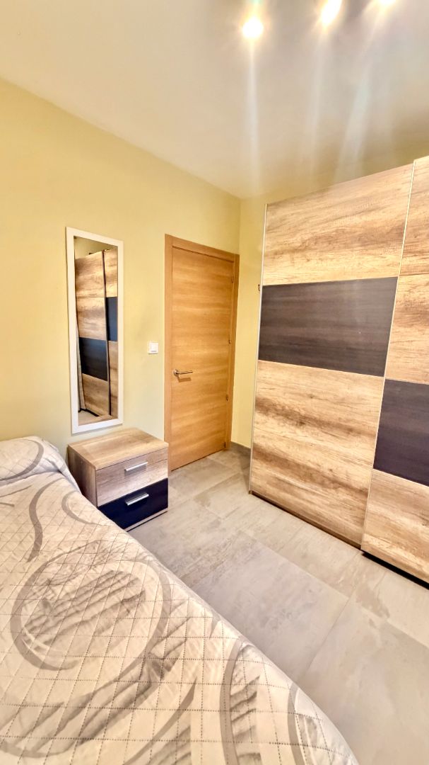 Dormitori de Pis en venda en  Madrid Capital amb Aire condicionat, Calefacció i Moblat