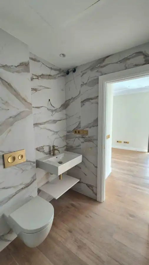 Inmuebles singulares con ascensor en venta en Estepona Pueblo, imagen 41