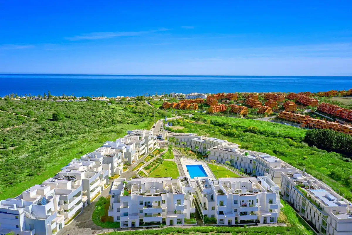 Flat with pool for sale in Estepona - Estepona,Centro,Calle del Green, imagen 2