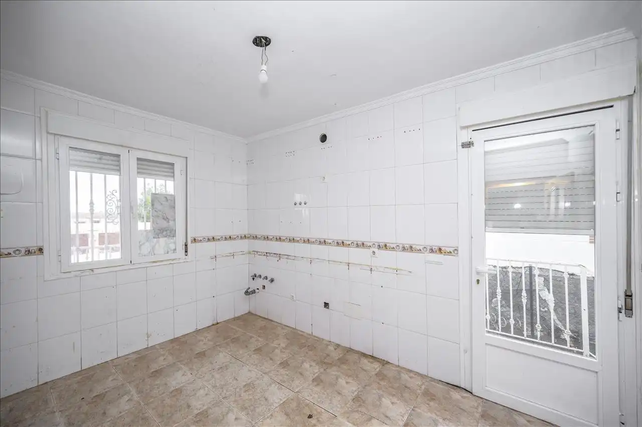 Detached house with pool for sale in Amsterdam, imagen 4