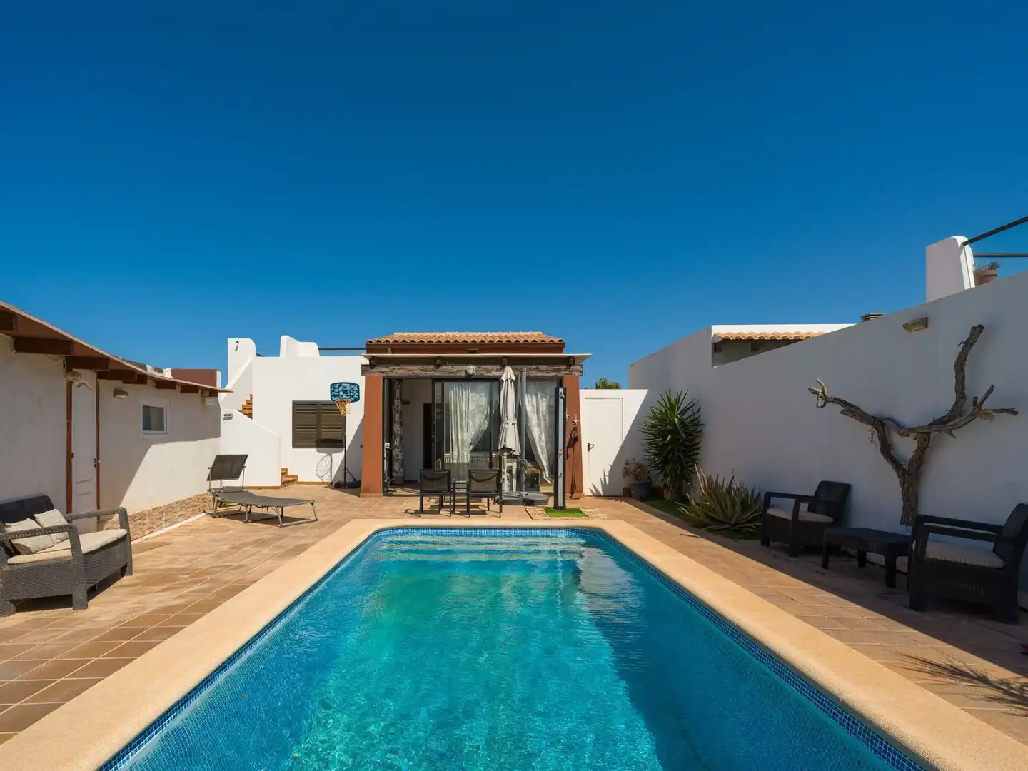Piscina de Casa o chalet en venta en Antigua con Aire acondicionado, Jardín privado y Terraza