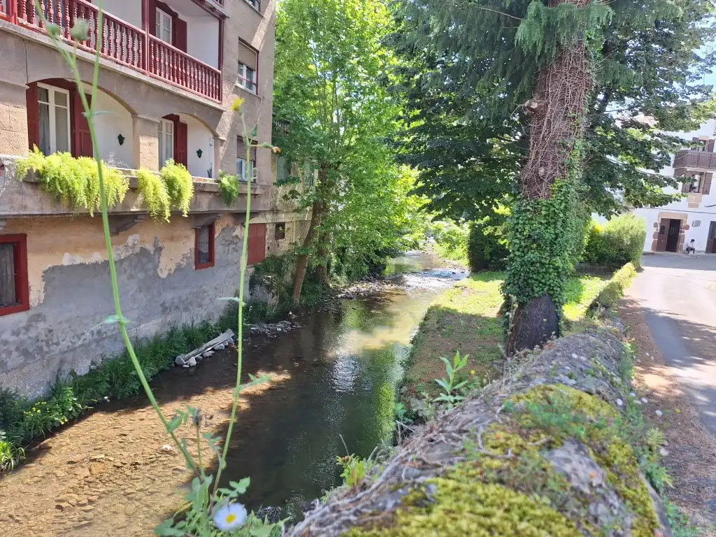 Exterior view of Flat for sale in Bera