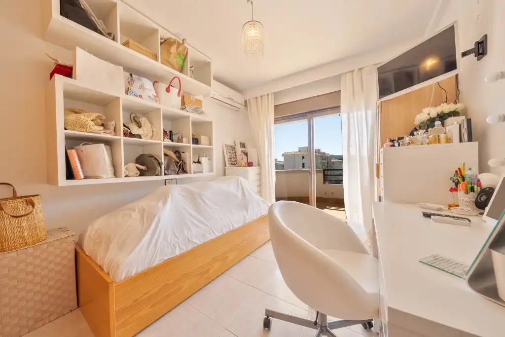 Bedroom of Apartments for sale in Calvià  with Air Conditioner, Terrace and Swimming Pool