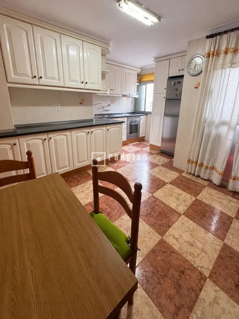 Kitchen of Flat for sale in Carretera de Cádiz