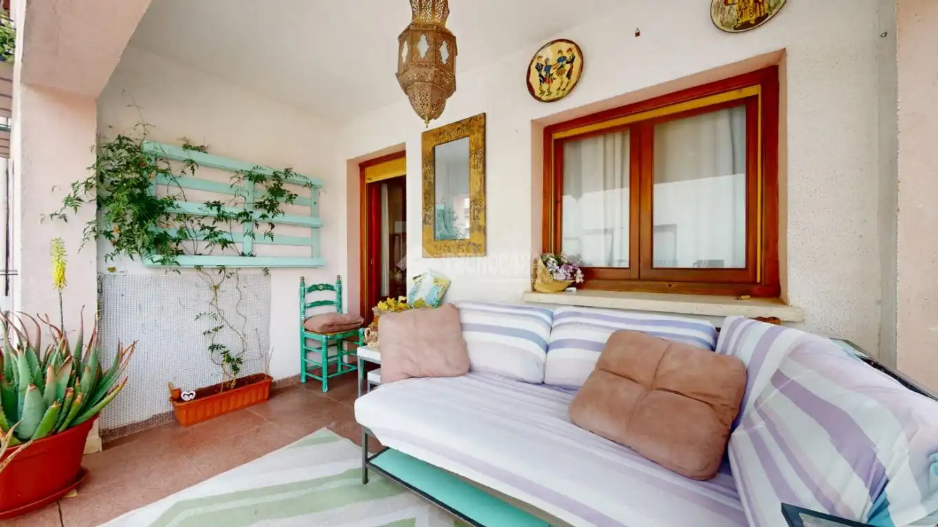 Sala de estar de Casa adosada en venta en Horche con Calefacción, Terraza y Balcón