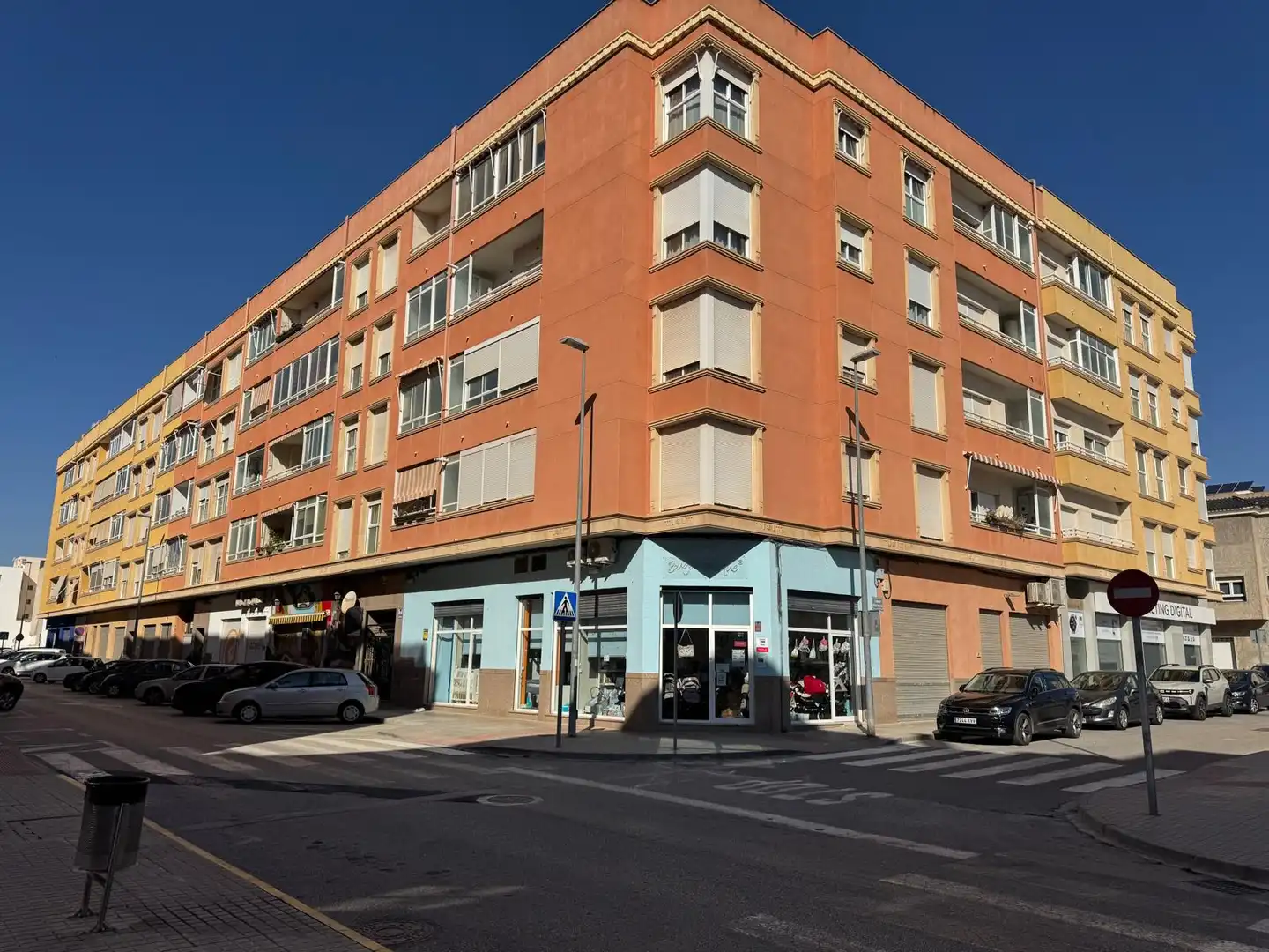 Vista exterior de Dúplex en venda en Novelda amb Aire condicionat, Calefacció i Terrassa