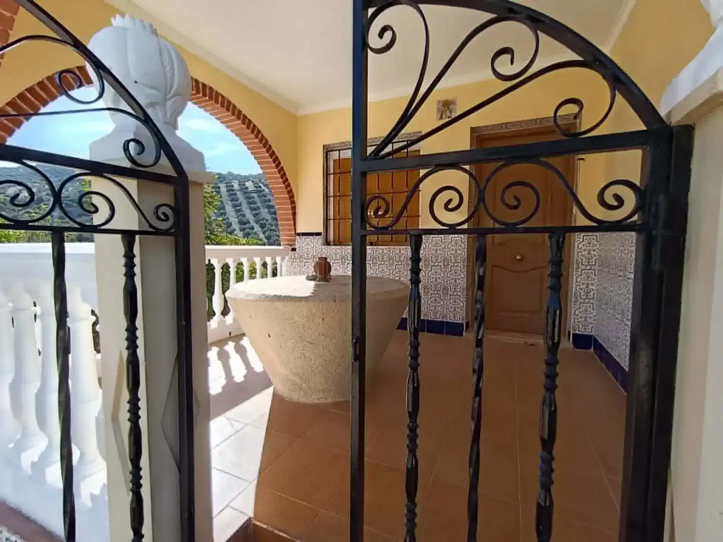 Casa rústica amb piscina en venda a Iznájar, imagen 4