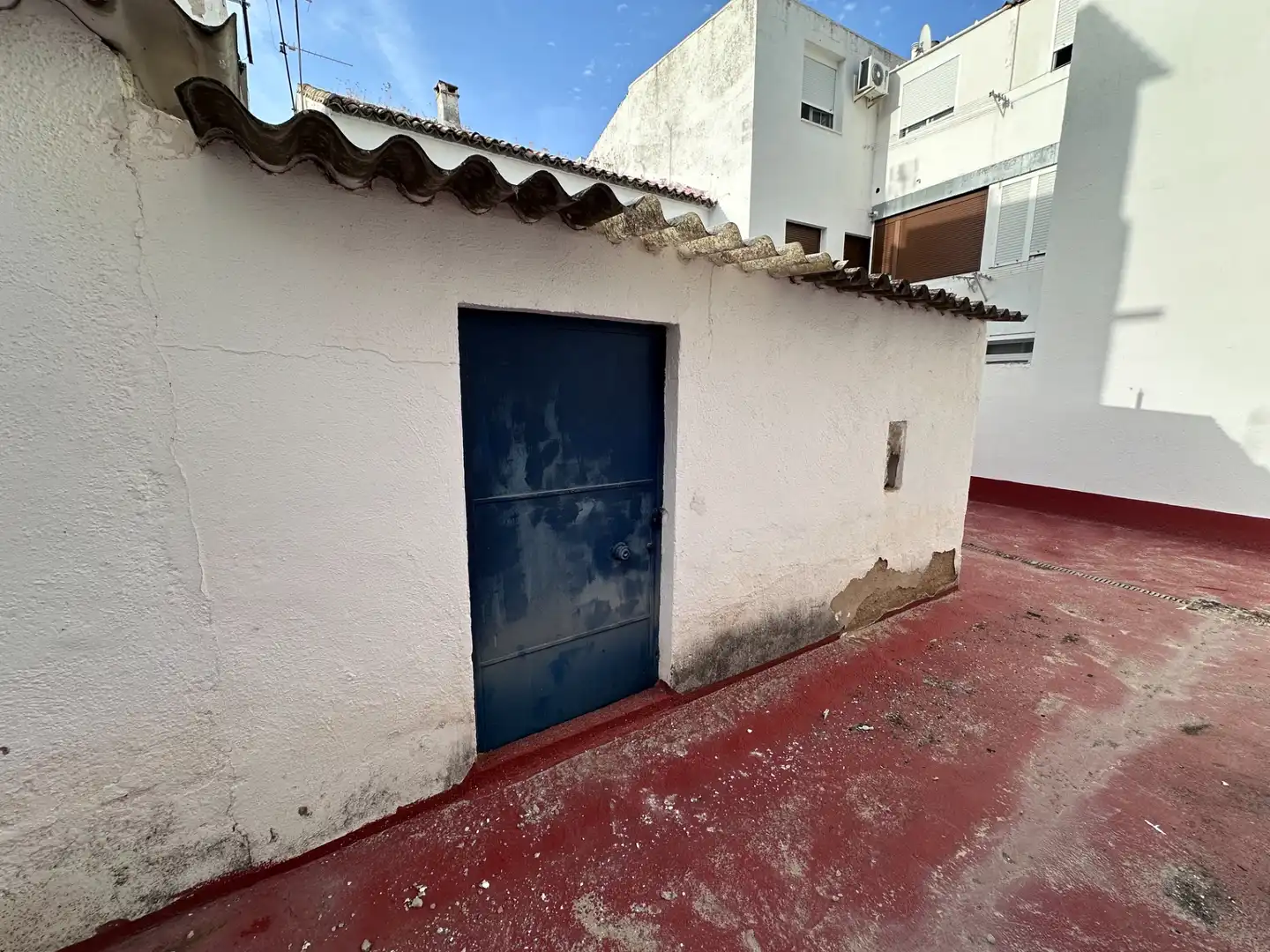 Außenansicht von Wohnung zum Verkauf in Jaén mit Klimaanlage, Abstellraum und Möbliert