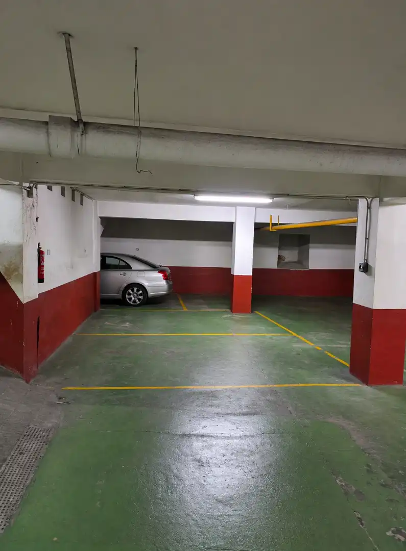 Aparcament de Garatge de lloguer en Valencia