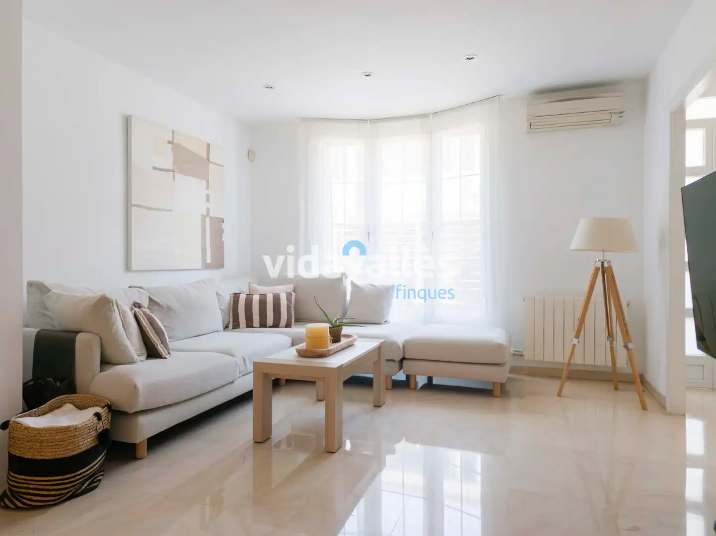 Sala de estar de Casa adosada en venta en Premià de Mar con Aire acondicionado, Calefacción y Jardín privado